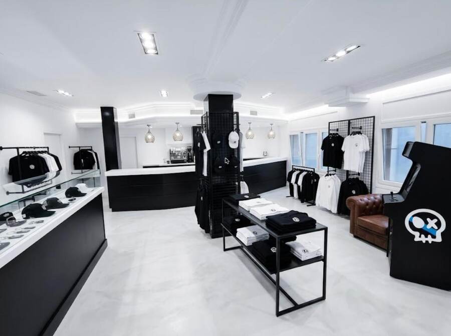 Showroom con arcade (imaxe de proxecto)